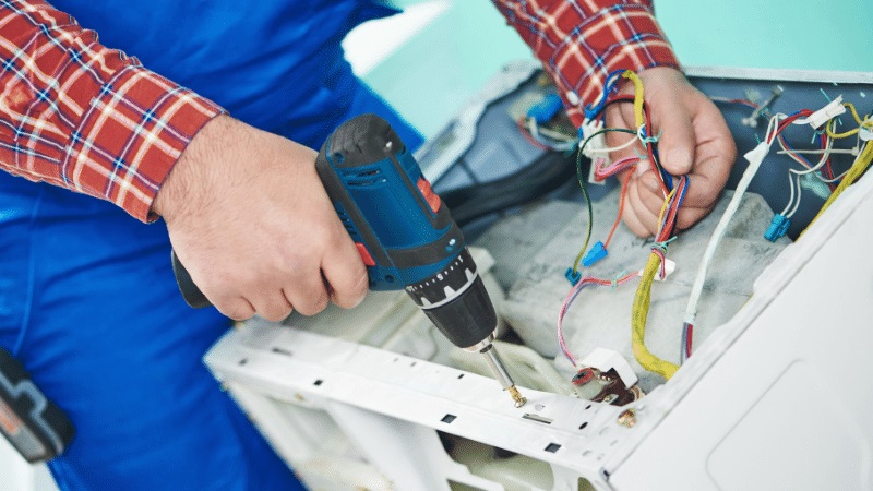 Saruhanlı Siemens Siemens çamaşır makinesi kart tamiri – Su almama arızası orijinal parça ile giderildi. - Teknik servis örneği